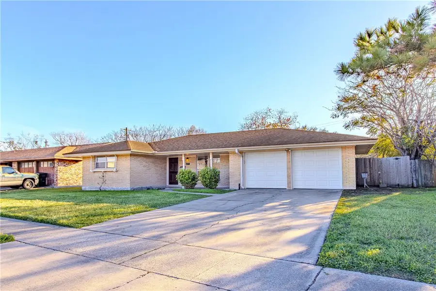 4717 S Shea Parkway, Corpus Christi, TX 78413 - Image #2