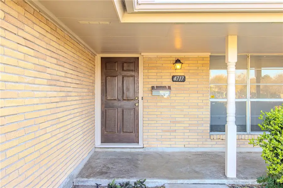 4717 S Shea Parkway, Corpus Christi, TX 78413 - Image #3