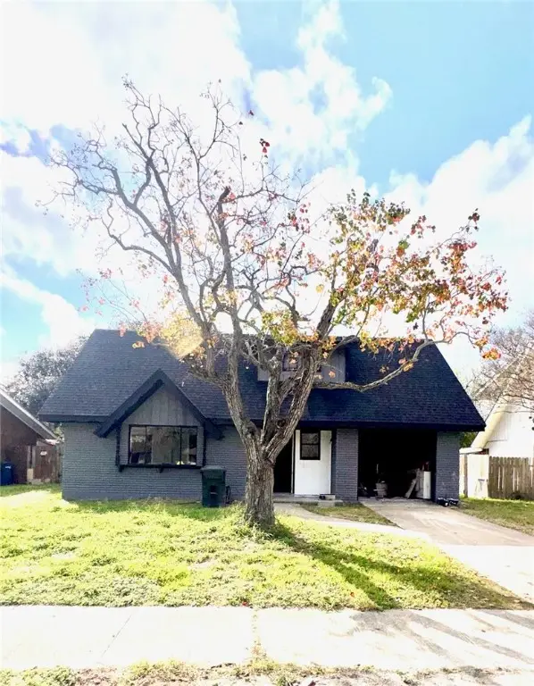 5721 Tanglewood Drive, Corpus Christi, TX 78412