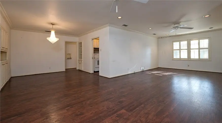 415 Center Drive, Corpus Christi, TX 78411 - Image #3