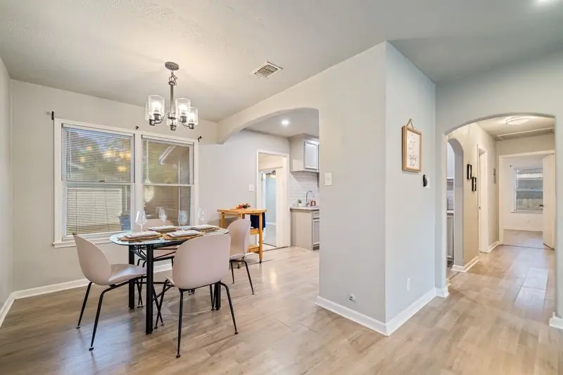 3922 Bradford Drive, Corpus Christi, TX 78415 - Image #2