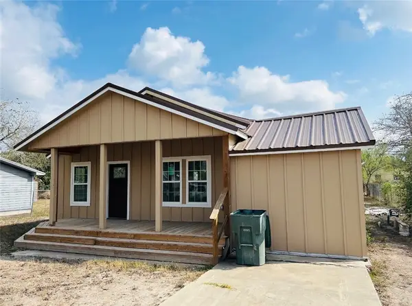 850 N Adams Street, Alice, TX 78332