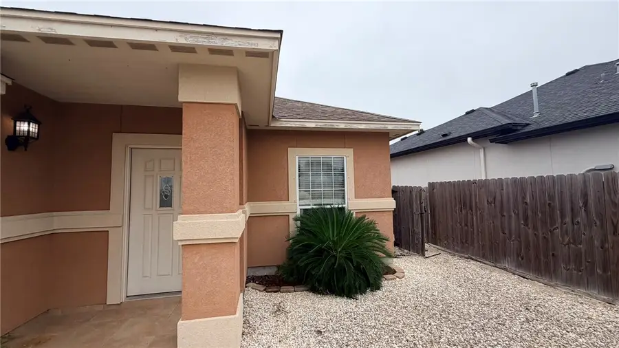 14234 Bay Bean Drive, Corpus Christi, TX 78418 - Image #2