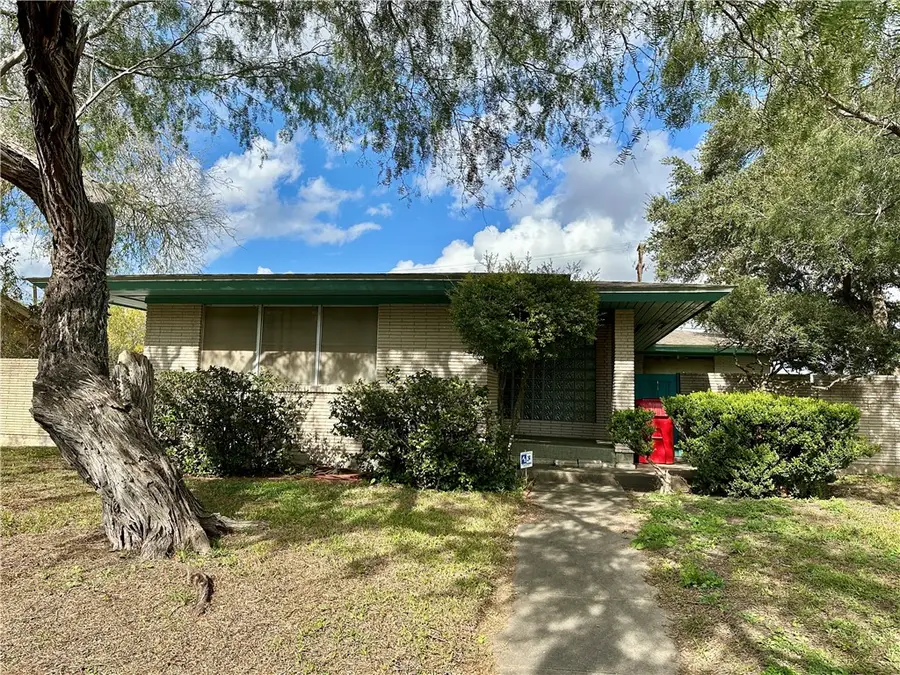 101 Ashburn Avenue, Robstown, TX 78380 - Image #2