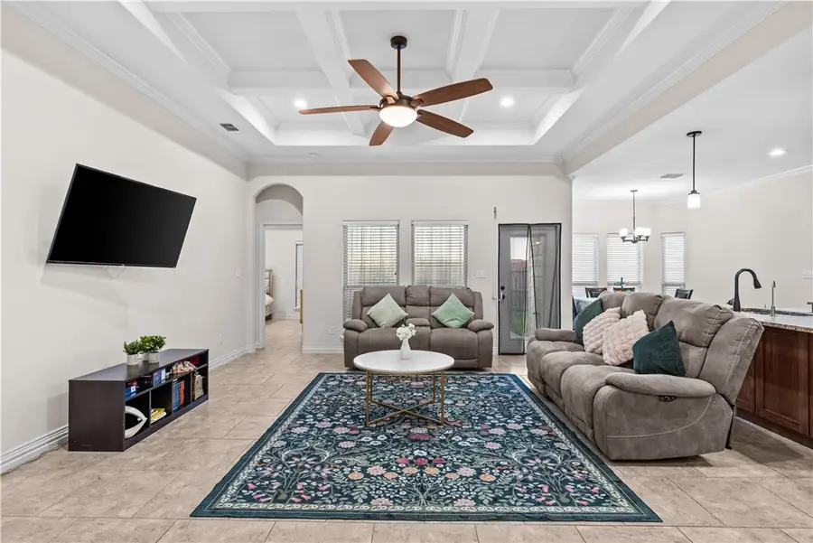 3818 Pennine Way, Corpus Christi, TX 78414 - Image #3