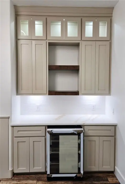 1474 Irigoyen Court, Corpus Christi, TX 78415 - Image #3