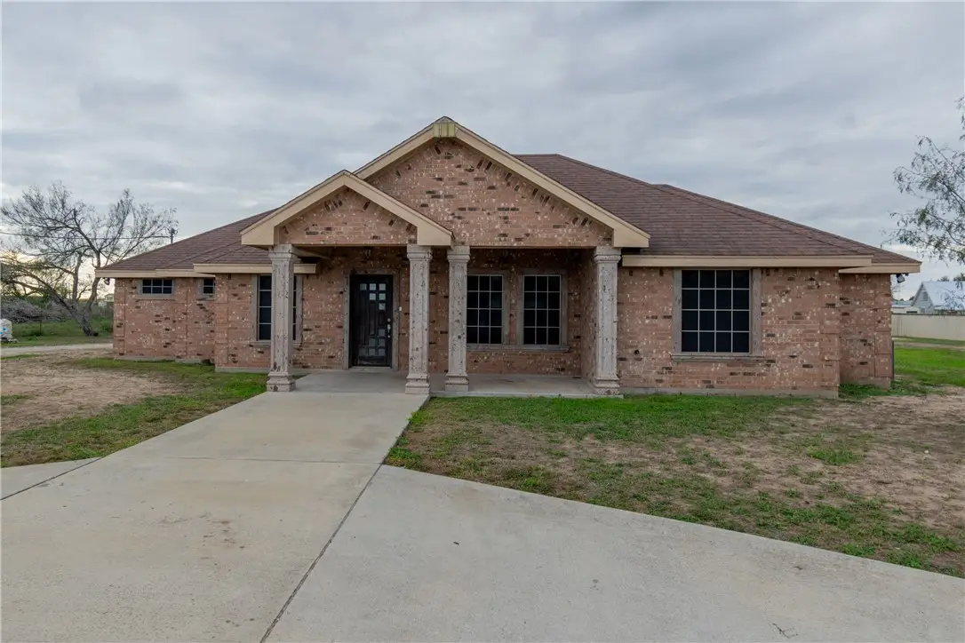 204 County Road 1331 Circle, Alice, TX 78332 - Image #1