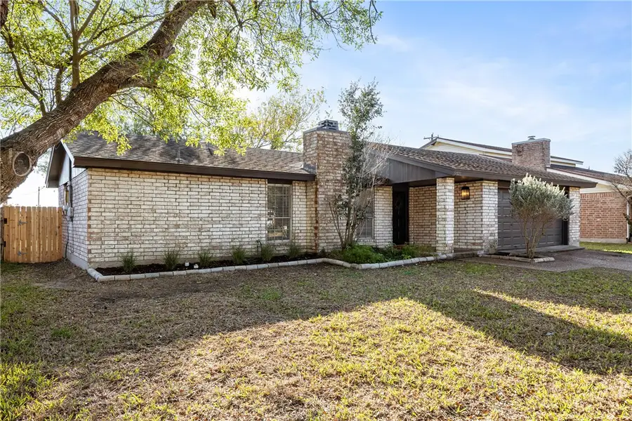 9321 Mars Avenue, Corpus Christi, TX 78409 - Image #2