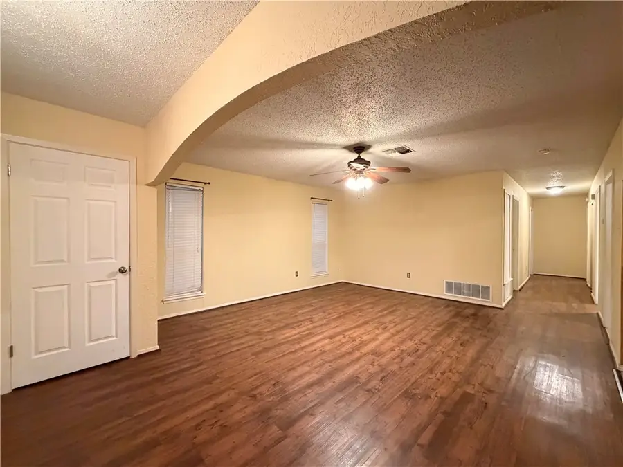 11101 Mulholland Drive, Corpus Christi, TX 78410 - Image #3