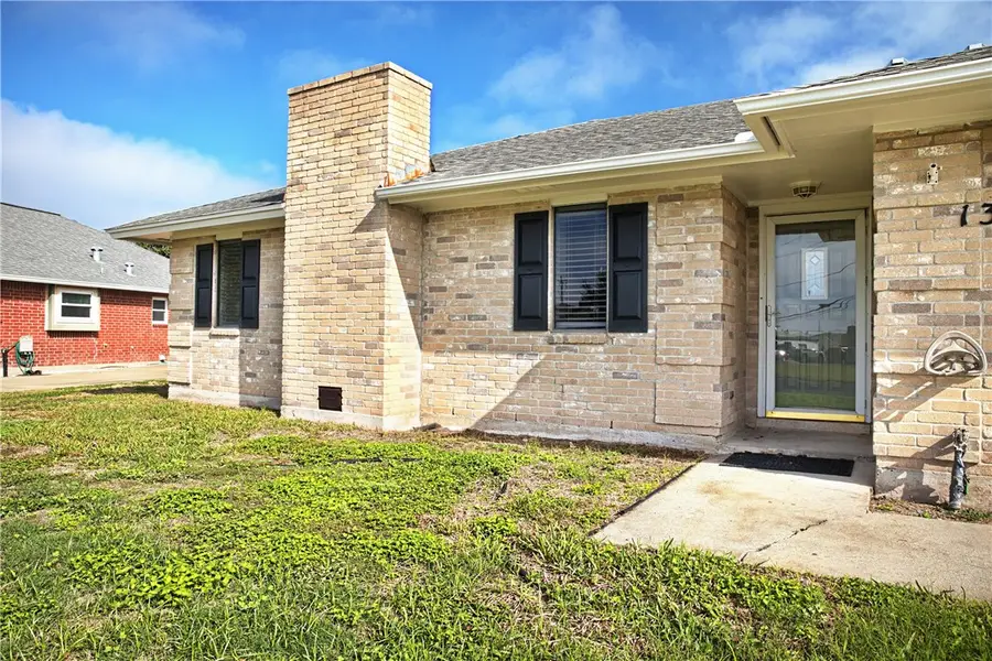 13724 River Canyon Drive, Corpus Christi, TX 78410 - Image #2