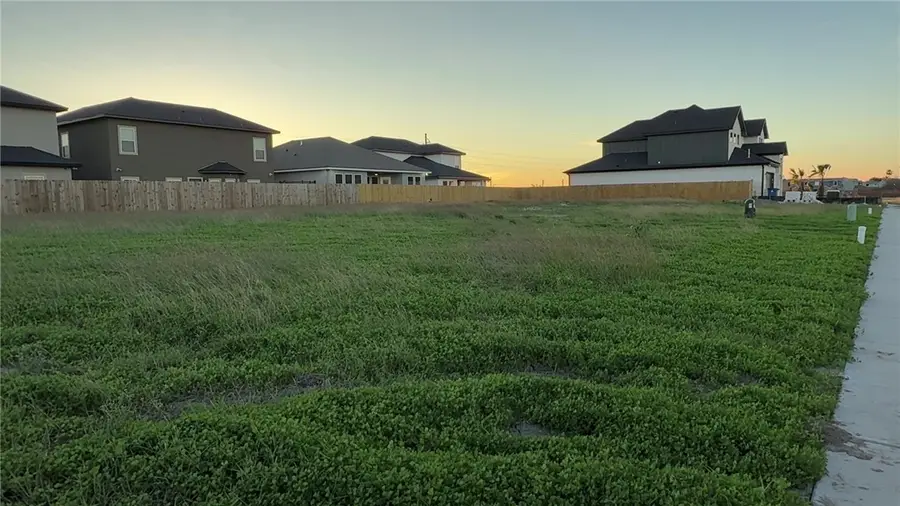 1809 Clapper Rail Drive, Portland, TX 78374 - Image #2