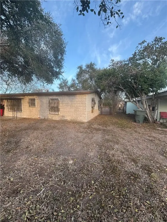 1409 Lalita Street, Alice, TX 78332
