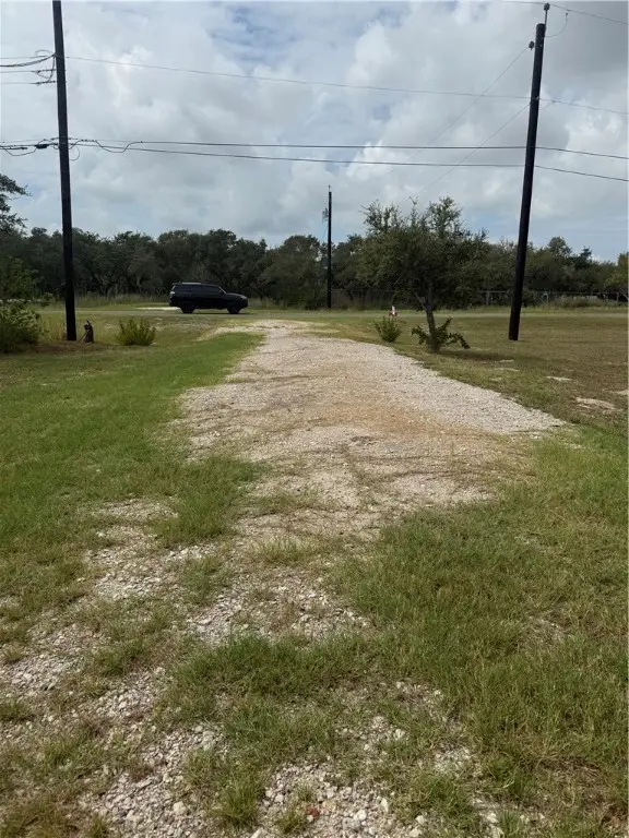 818 Traylor Avenue, Rockport, TX 78382 - Image #1