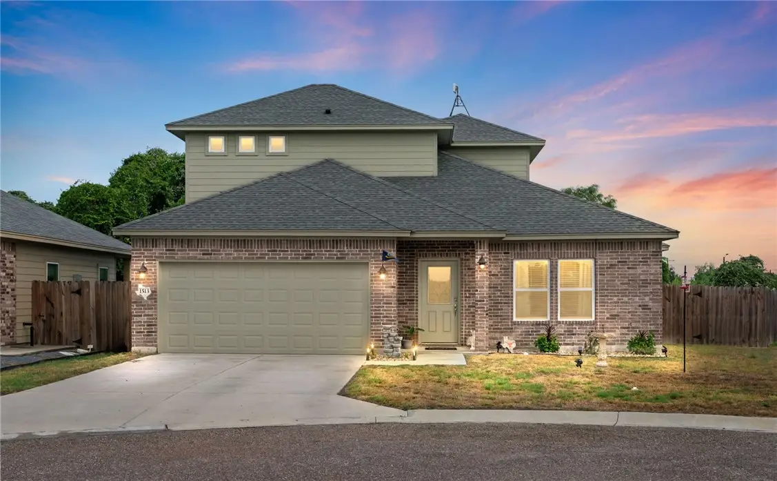 1513 Lisa Ann Drive, Aransas Pass, TX 78336 - Image #1