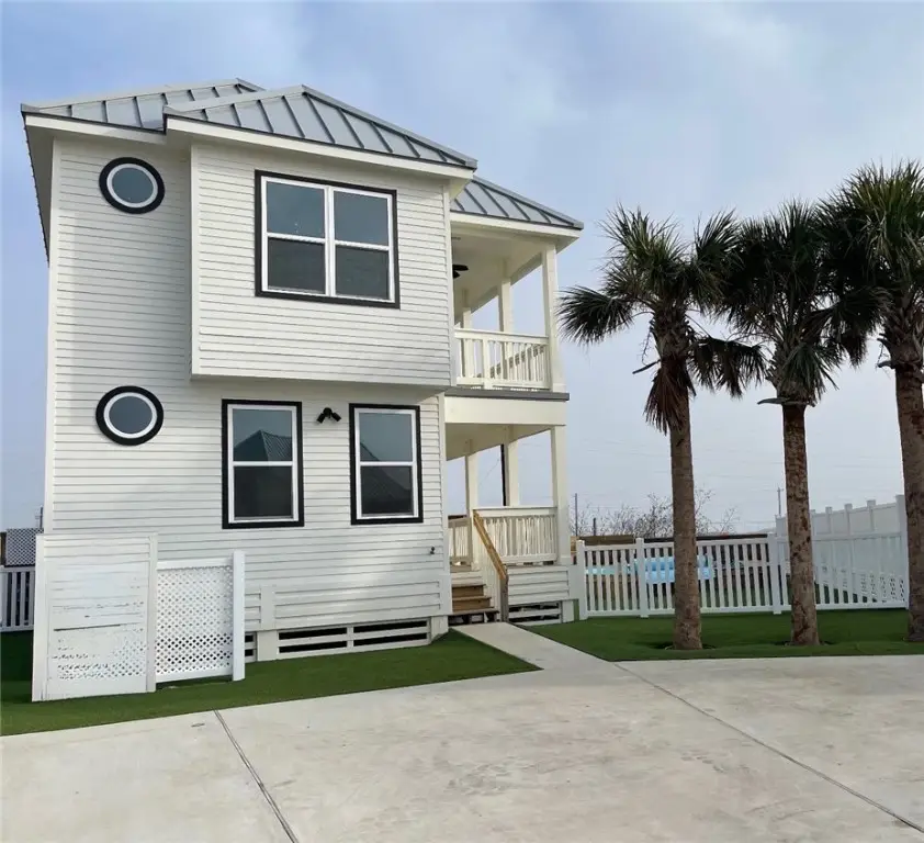 228 St John Circle, Port Aransas, TX 78373 - Image #1