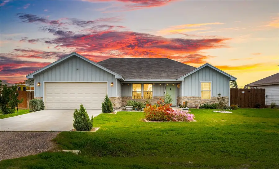 103 Atkinson Drive, Orange Grove, TX 78372 - #2