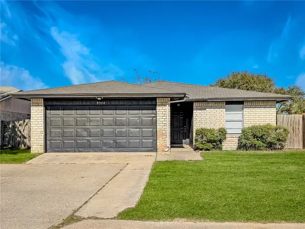 9574 Goldfinch, Corpus Christi, TX 78418