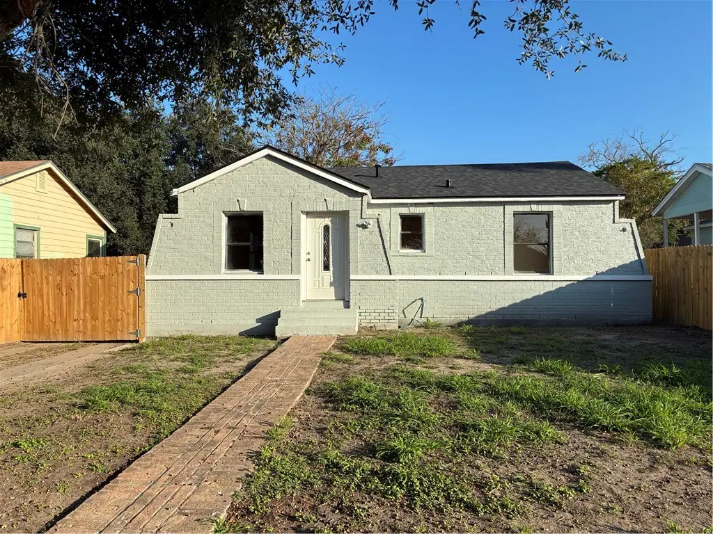 1138 Golla Dr, Corpus Christi, TX 78407 - Image #1