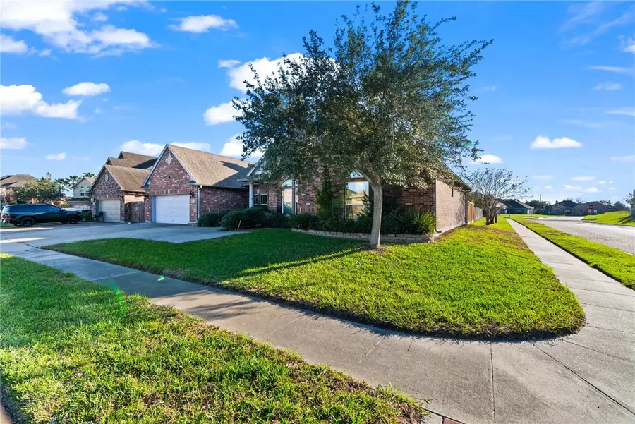 6101 Greenough, Corpus Christi, TX 78414 - Image #3