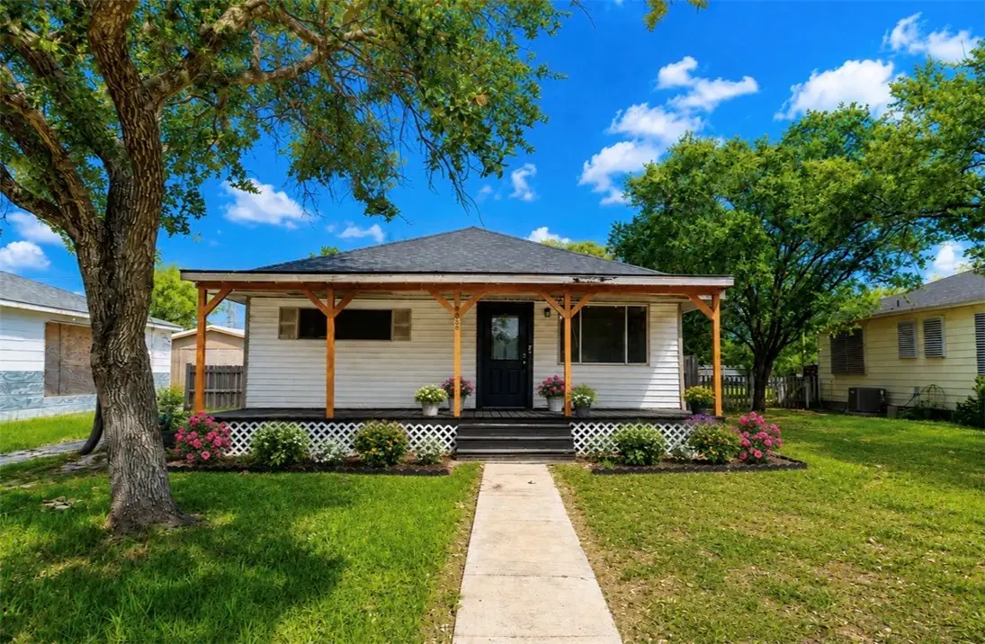 633 Tutt Avenue, Taft, TX 78390 - #1