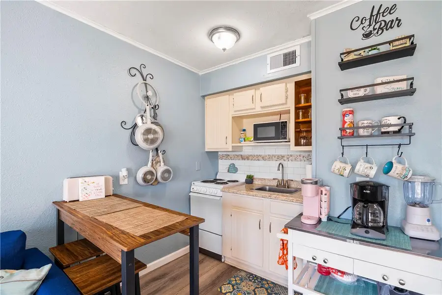 3938 Surfside Boulevard #3232, Corpus Christi, TX 78402 - Image #2