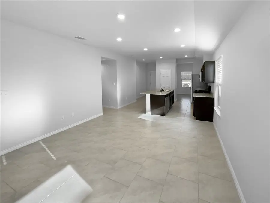 2305 Sky Crest Drive, Corpus Christi, TX 78418 - Image #3