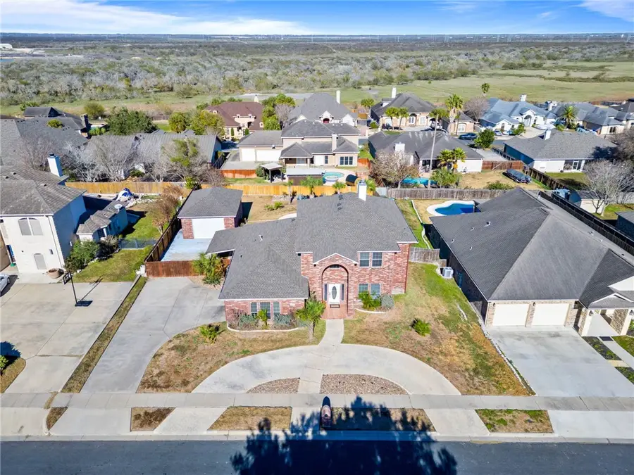 14902 Beal Drive, Corpus Christi, TX 78410 - Image #2