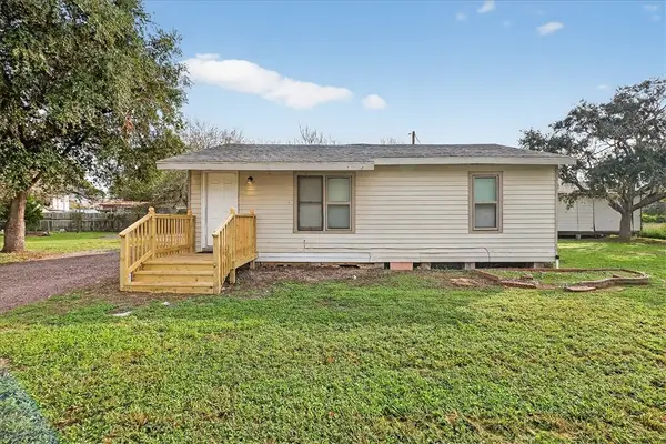 2616 Deer Street, Corpus Christi, TX 78410