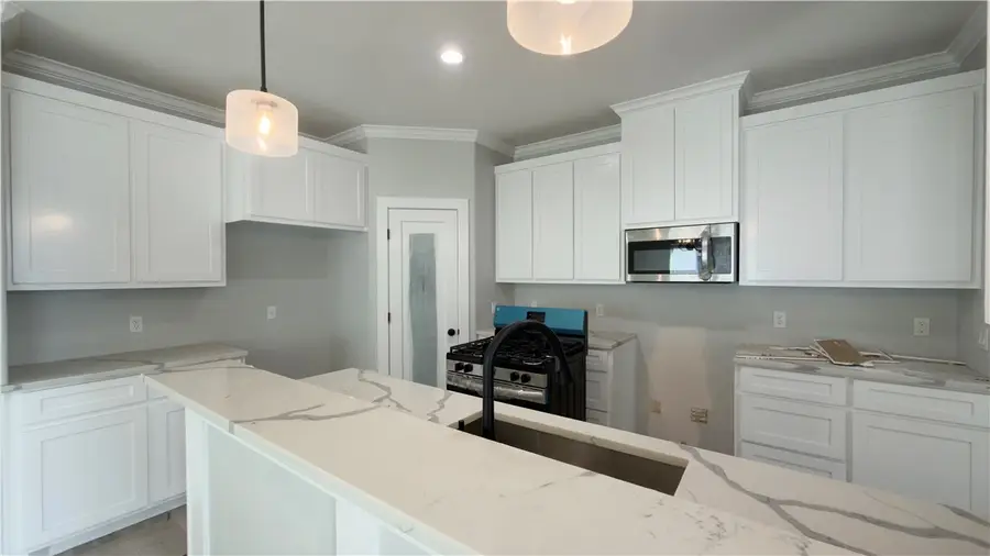 8121 Berenstain Drive, Corpus Christi, TX 78414 - Image #3