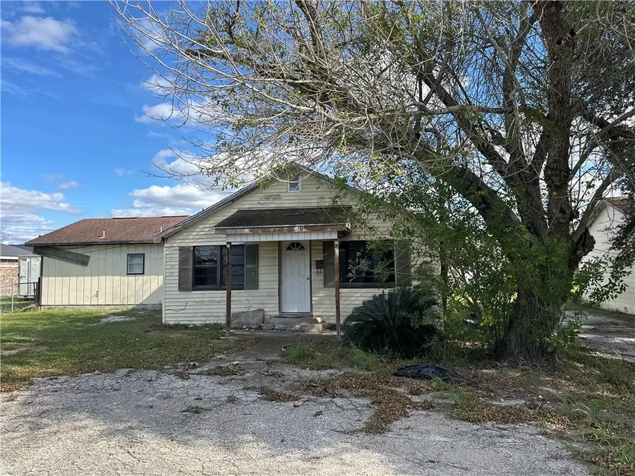 510 James, Refugio, TX 78377 - Image #2
