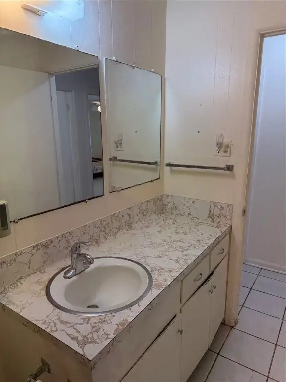 147 N 8th Street, Aransas Pass, TX 78336 - #3