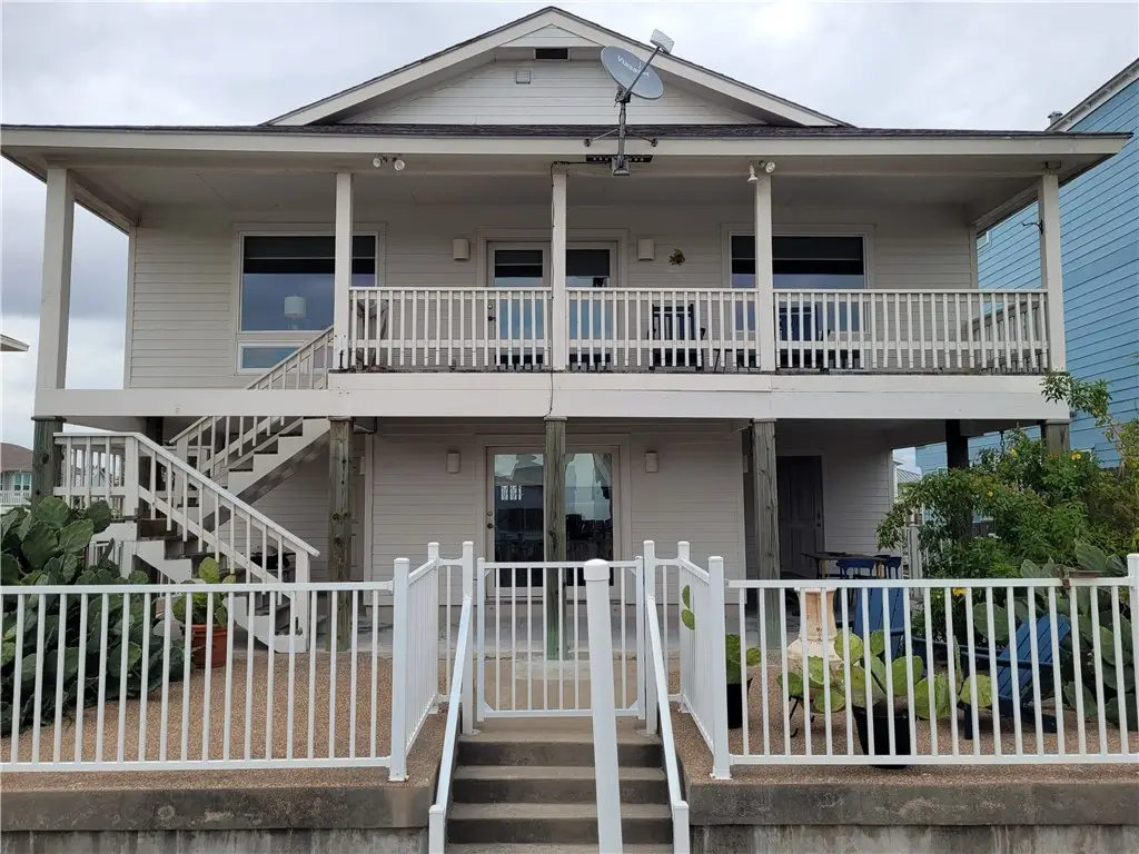 213 Port Saint Claire, Aransas Pass, TX 78336 - Image #1