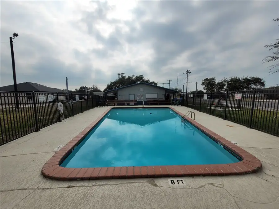 130 Saint Charles W, Rockport, TX 78382 - Image #3