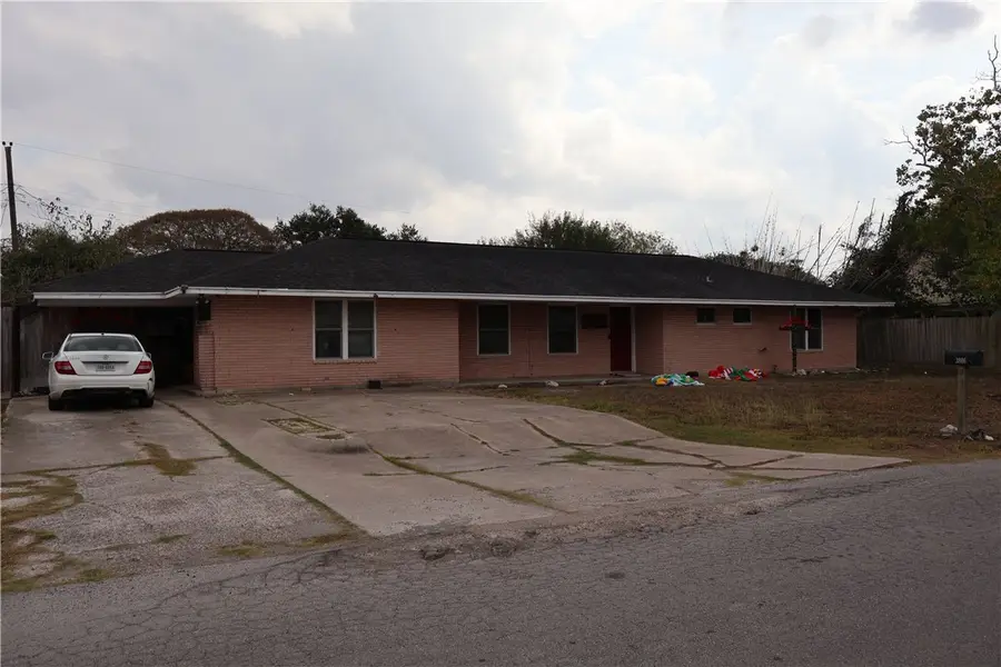 3806 Brookside Drive, Corpus Christi, TX 78410 - Image #3