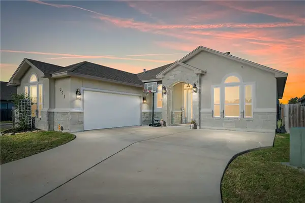 354 Oakdale Drive, Corpus Christi, TX 78418