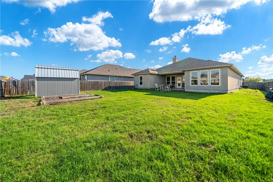 354 Oakdale Drive, Corpus Christi, TX 78418 - Image #3