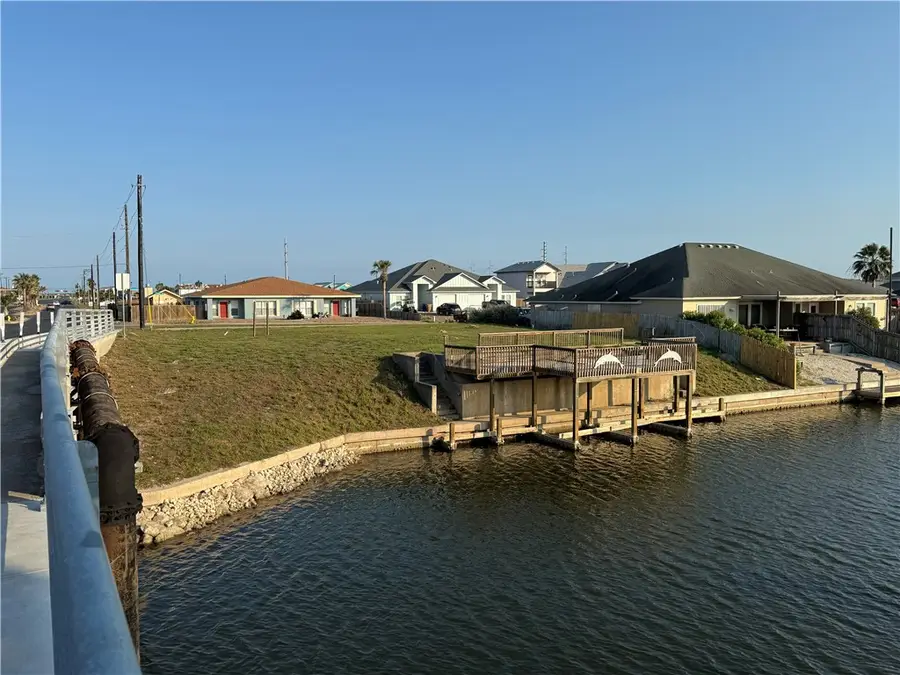 15301 Cruiser Street, Corpus Christi, TX 78418 - Image #2