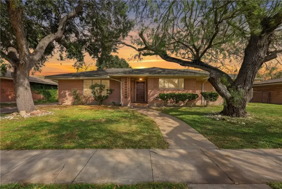 3314 Casa De Palmas, Corpus Christi, TX 78411 - Image #2