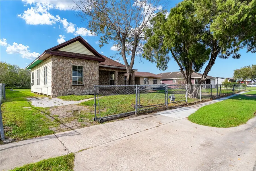 4129 Barrera Drive, Corpus Christi, TX 78416 - Image #2