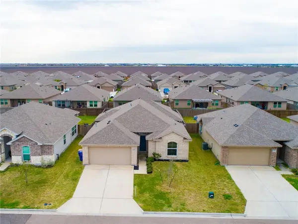 1253 Thames Chase Drive, Corpus Christi, TX 78415