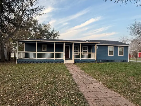 917 Corazan Street, Alice, TX 78332