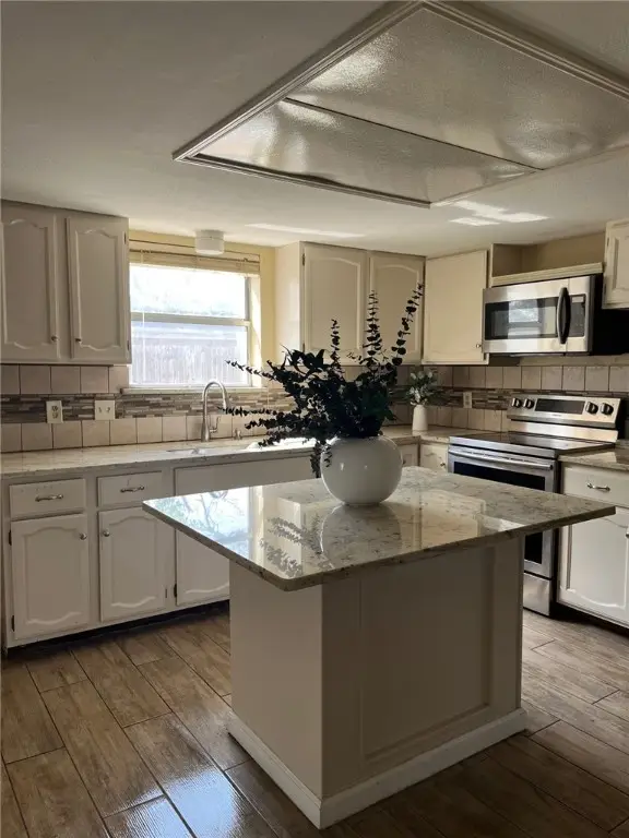 11305 Doris Creek, Corpus Christi, TX 78410 - Image #2