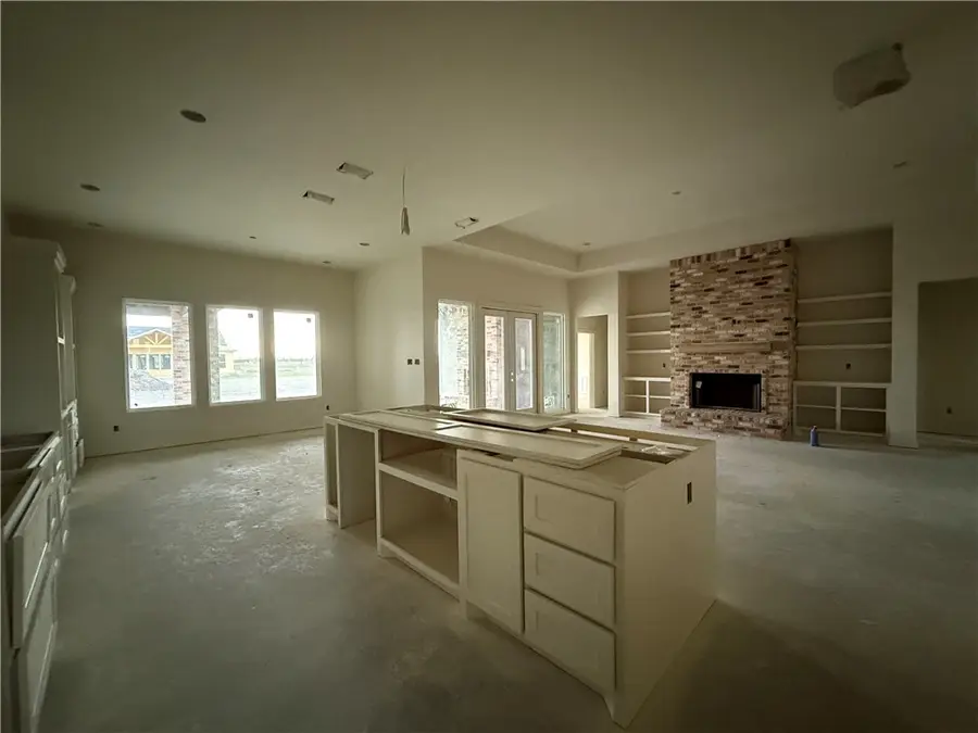 1486 Dos Estrellas Drive, Corpus Christi, TX 78415 - Image #2