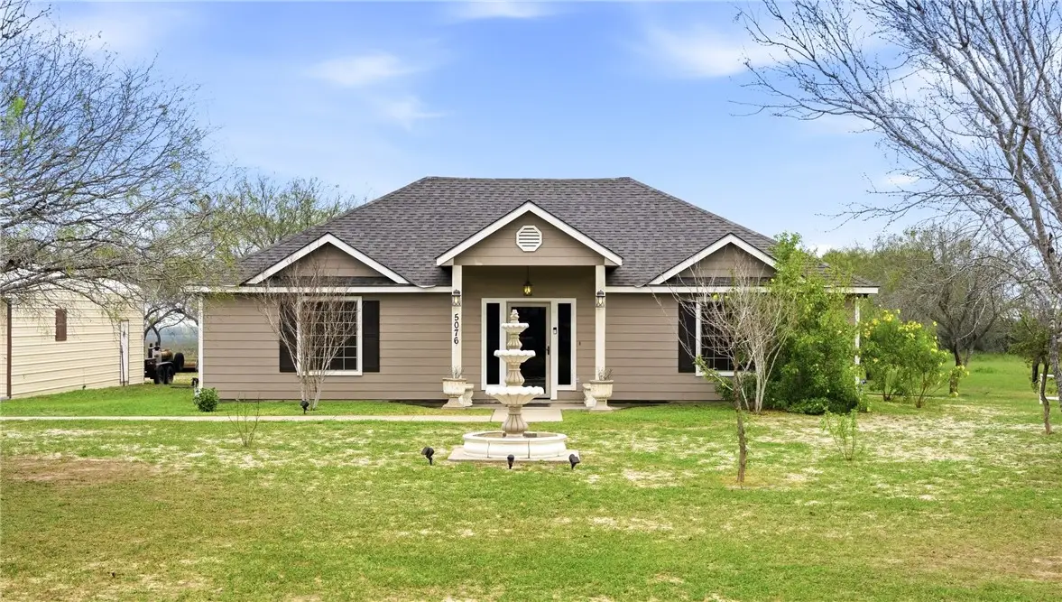 5076 Wildwood Lane, Robstown, TX 78380 - Image #1