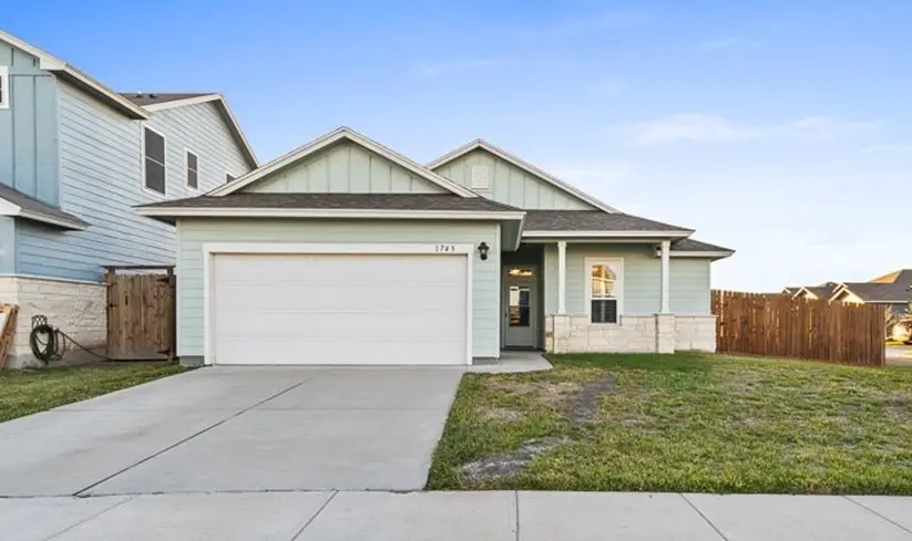 1745 Dr Ben Vela Drive, Corpus Christi, TX 78410 - Image #2