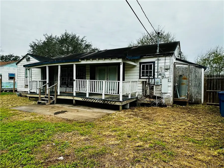 1302 York Avenue, Corpus Christi, TX 78415 - Image #3
