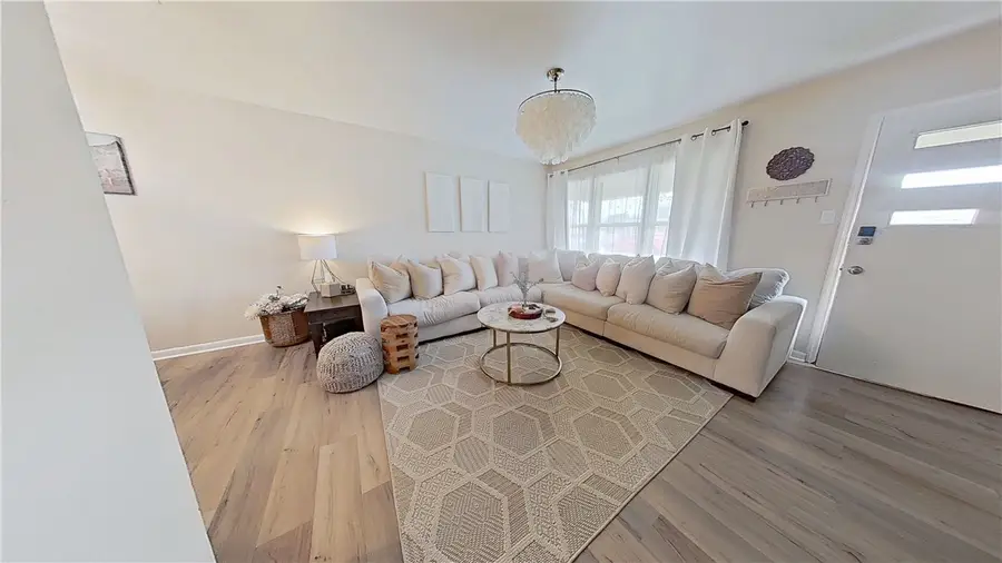 4805 Alice Street, Corpus Christi, TX 78411 - Image #2