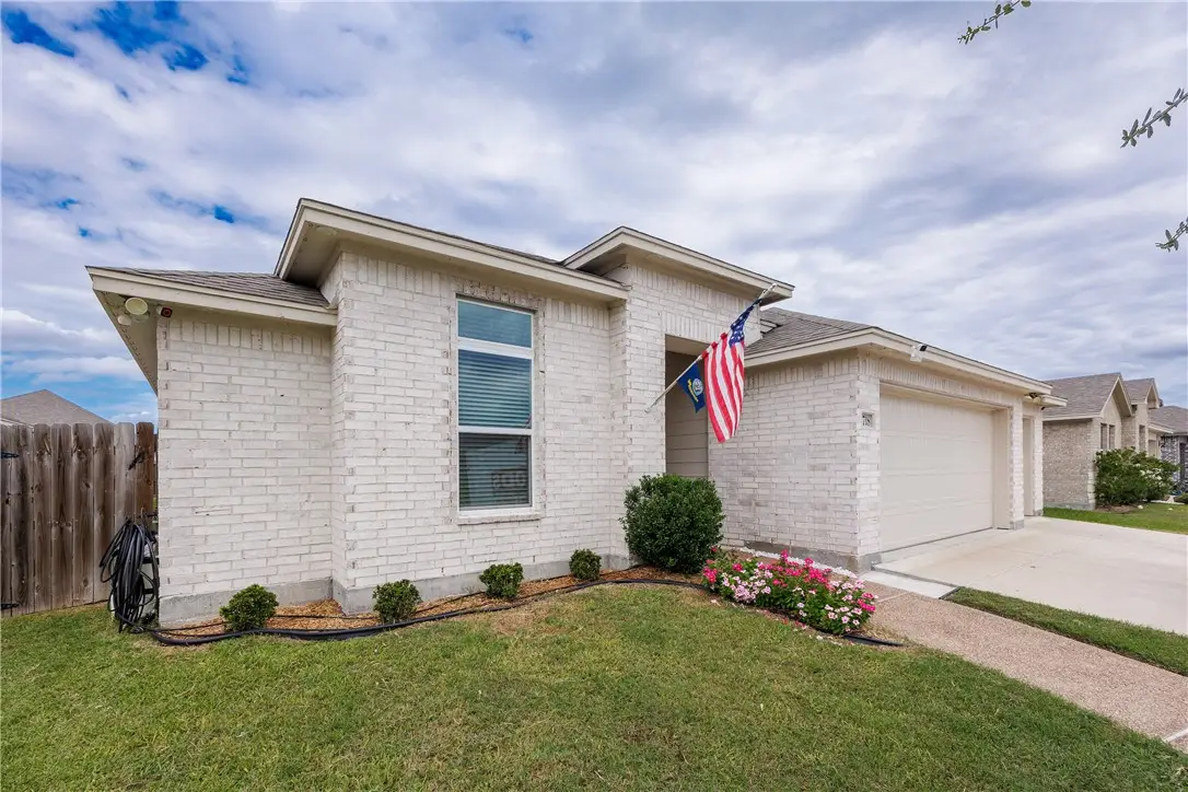 7718 Iron Man Drive, Corpus Christi, TX 78414 - Image #1