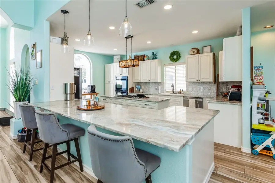 15649 Three Fathoms Bank Drive, Corpus Christi, TX 78418 - Image #2