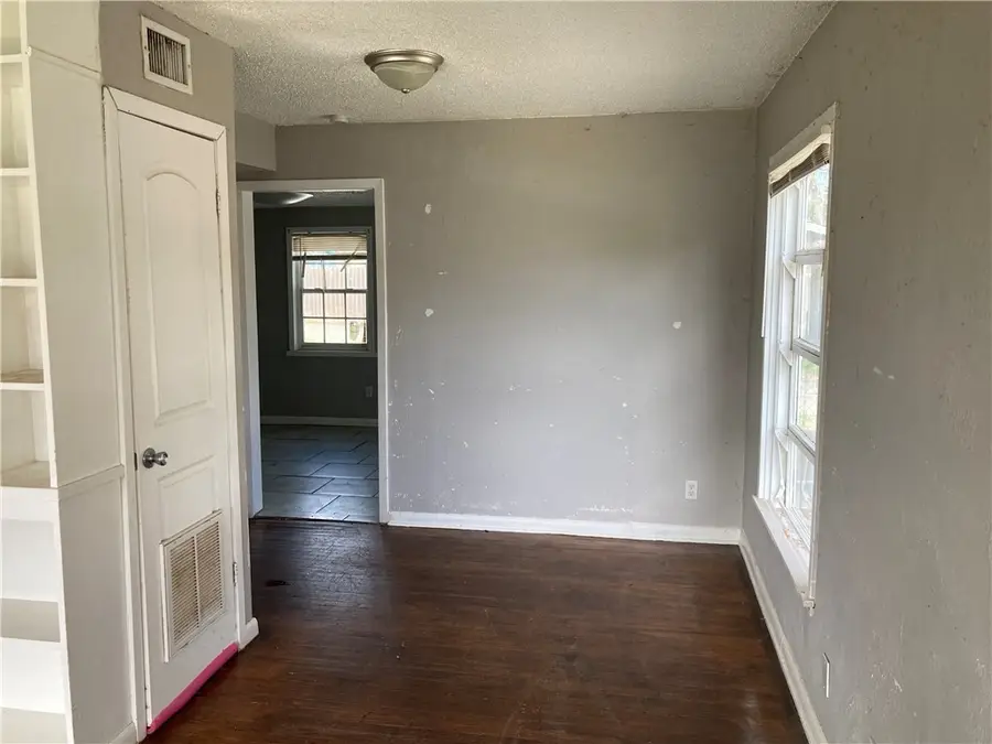 1537 Devon Drive, Corpus Christi, TX 78415 - Image #3